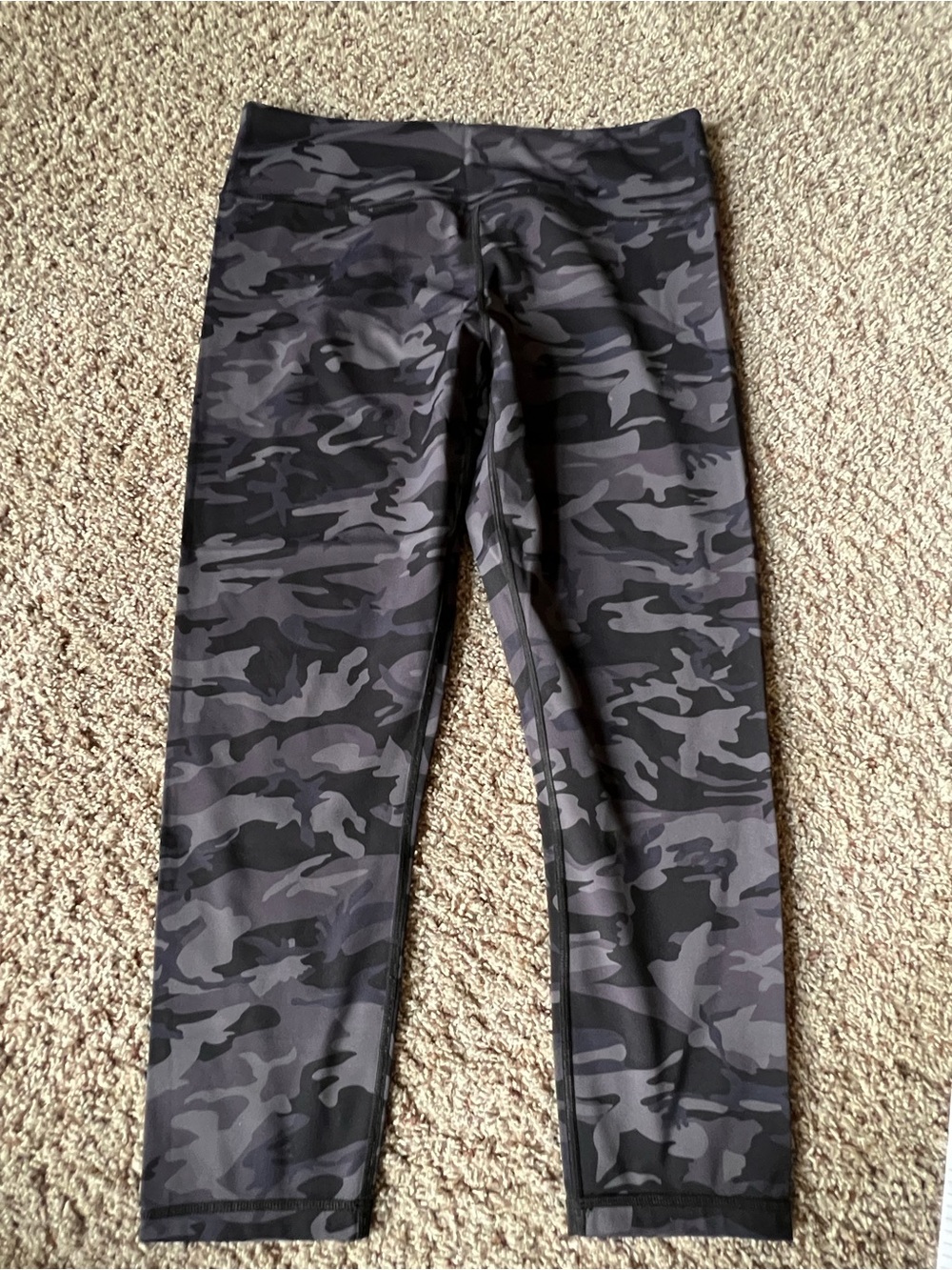 ZYIA Black & Gray Camo Leggings